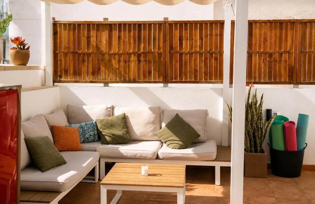 Kite & Surf Nomad House-1